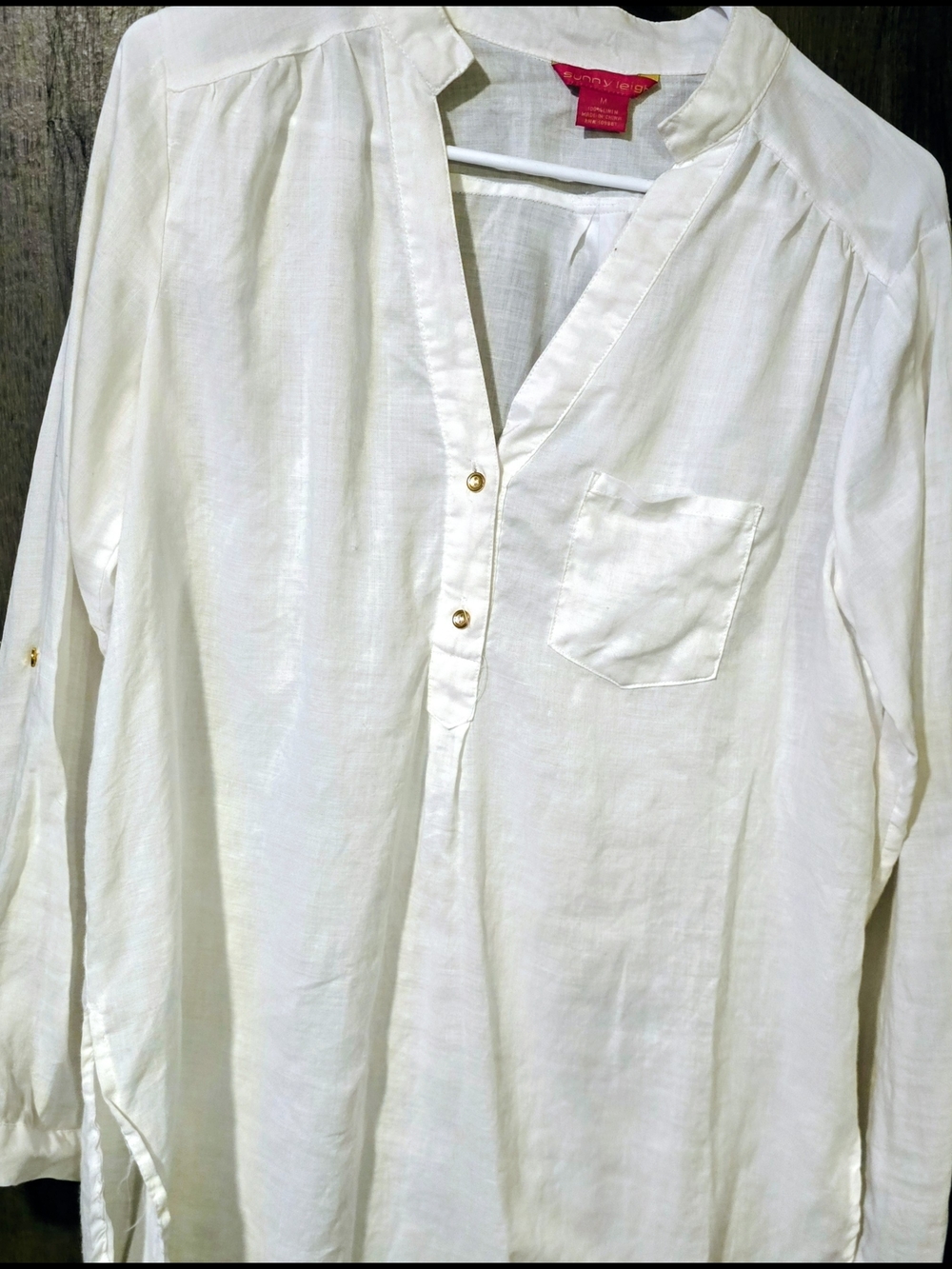Sunny Leigh White Long-Sleeve Pullover Blouse with Gold Accent Size Medium